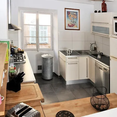 Stunning 3br Full Ocean View - Town Center * Мантон