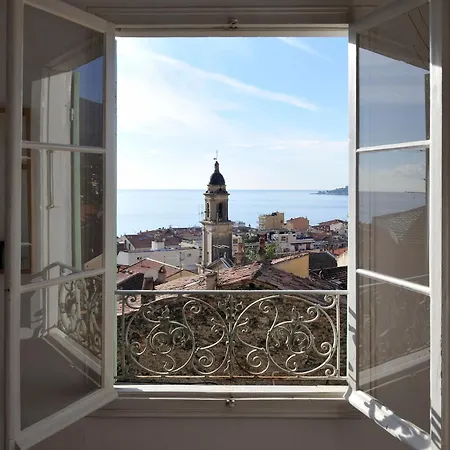 Stunning 3br Full Ocean View - Town Center * マントン
